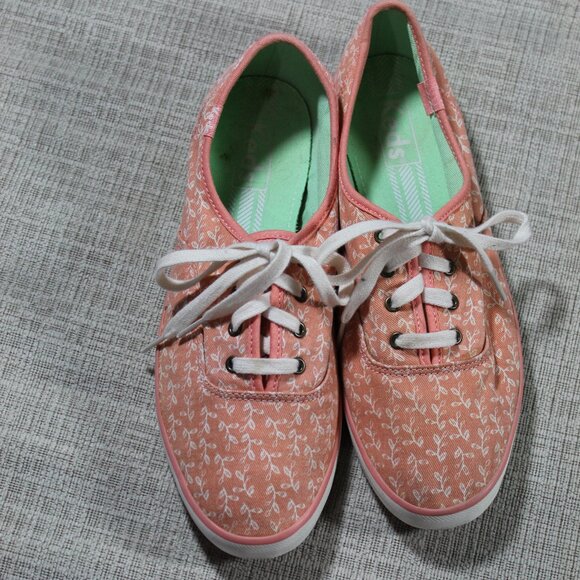 Keds Women's Botanical Leaves Sneakers in Peach with White Florals Size 8 - Picture 1 of 5